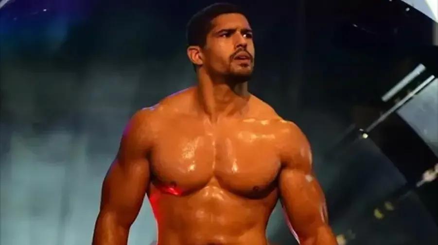 Anthony Bowens.png