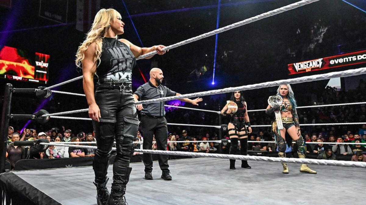Jordynne Grace facing off with Stephanie Vaquer and Giulia 