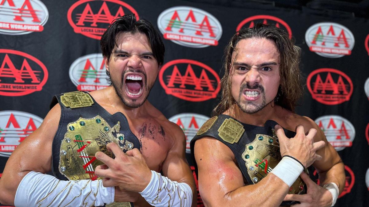 Angel and Humberto with the AAA Tag Team Titles