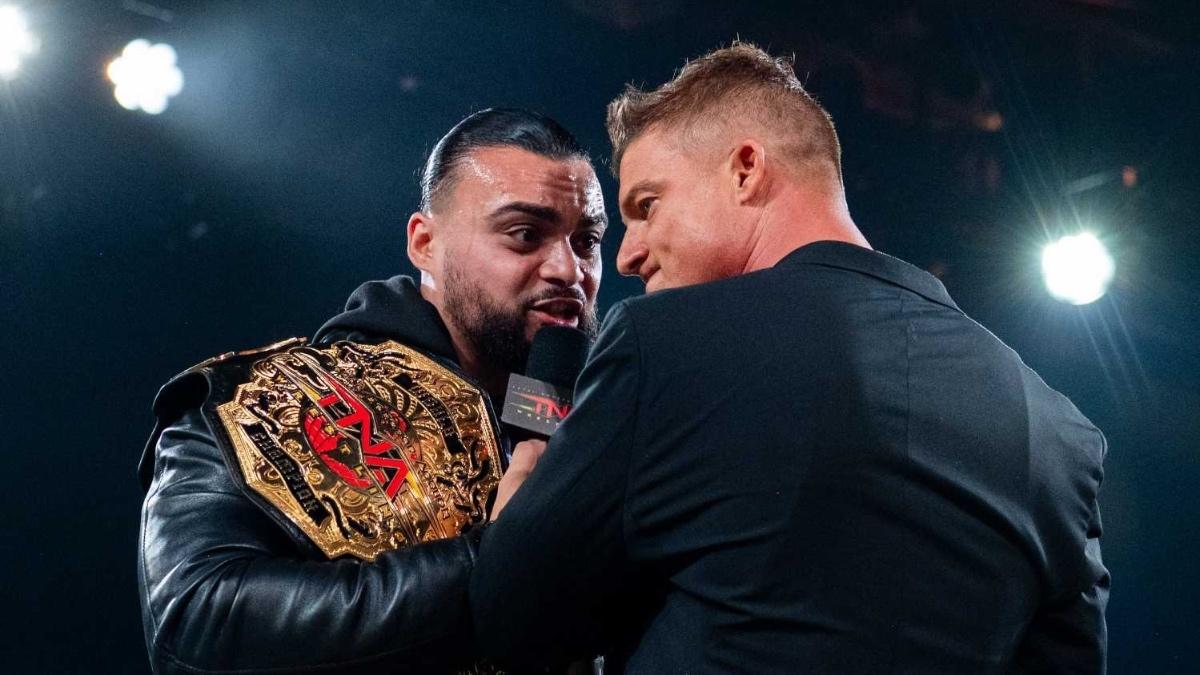 Mike Santana looking at Ryan Nemeth