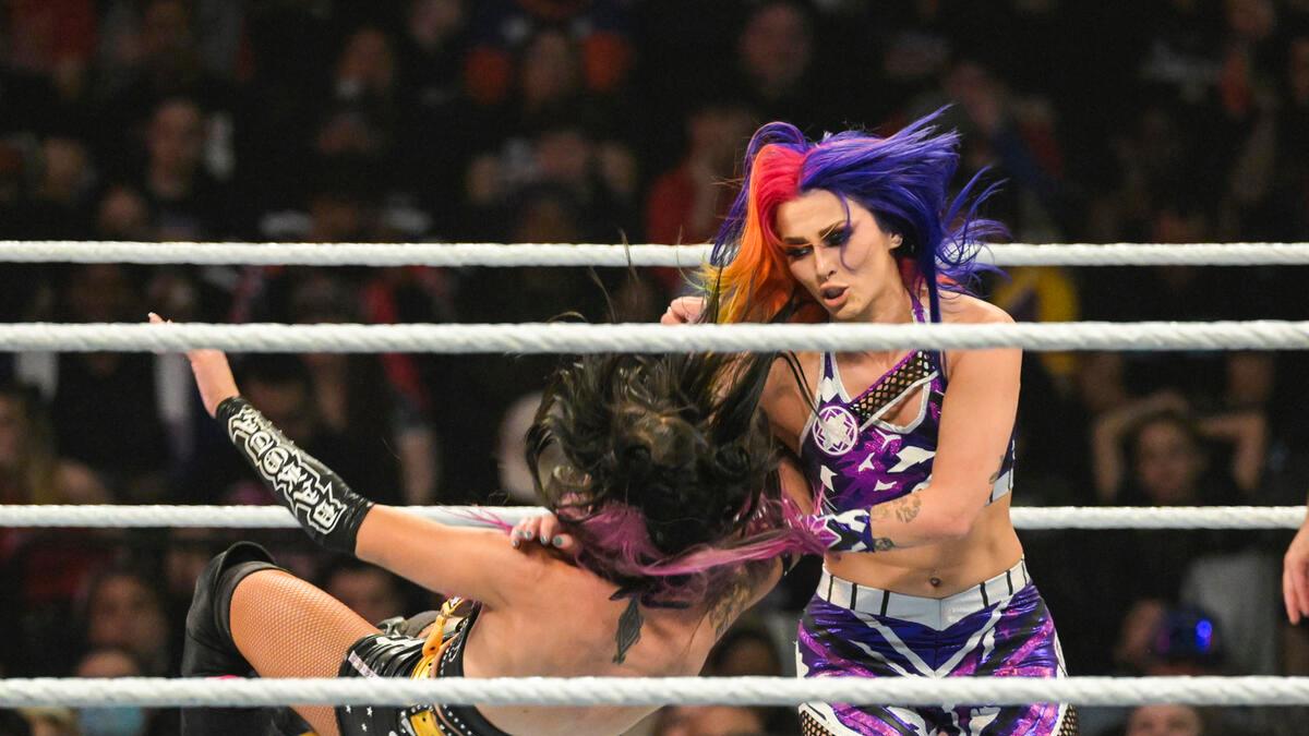 Tegan Nox hitting a clothesline on WWE Raw
