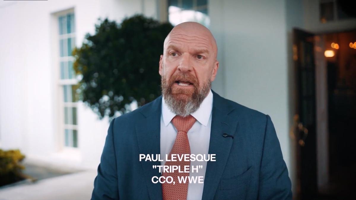 Triple H in front of the White House