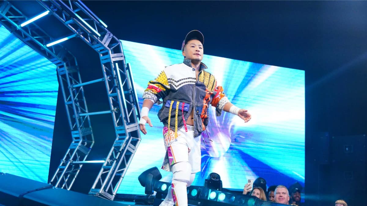 KUSHIDA making his entrance at TNA Final Resolution