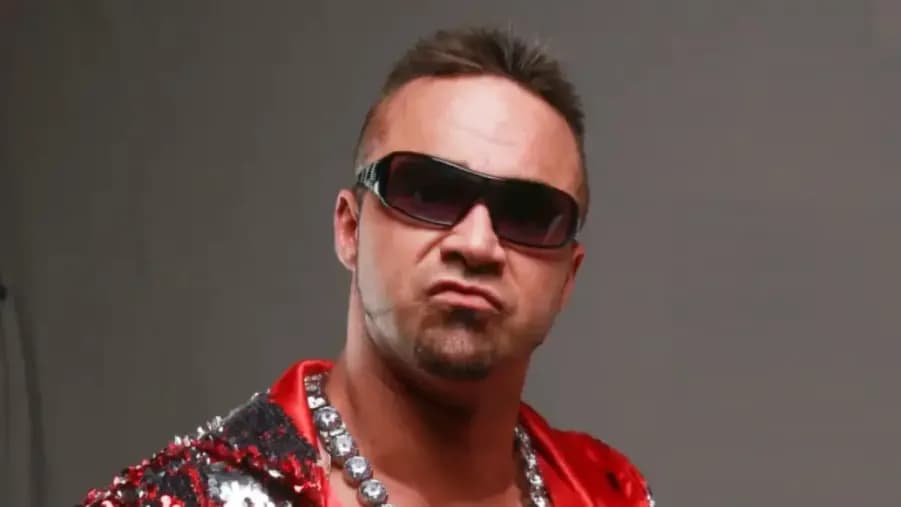 Teddy Hart MLW Promo Shot.jpg