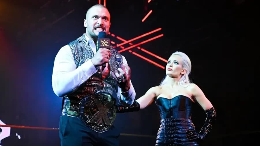 WWE NXT- Karrion Kross- Scarlett- May 2021.jpg