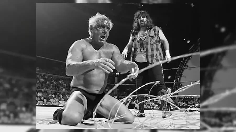 https://cultaholic.com/files/images/091046aafd47c660ac13ba71b10c0f87d86e3cc0-ric-flair-mick-foley-summerslam-2006.jpg
