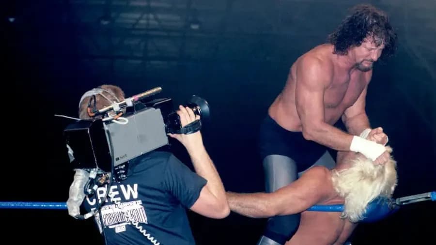 https://cultaholic.com/files/images/3ef237470455c61d7abd0dd77d6f993fc5d9151f-Terry-Funk-Ric-Flair.jpg