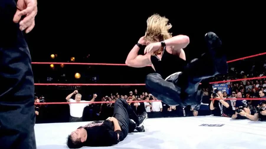 https://cultaholic.com/files/images/555622f302789b088b137eafd4aabfa5cfa80c0f-TEST-SHANE-MCMAHON-SUMMERSLAM-1999.jpg