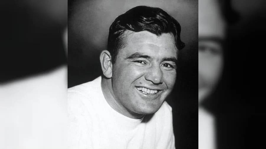 https://cultaholic.com/files/images/8105ab30c1bf1a6120f74900874b1a2a0c8902f2-James-Walter-Cinderella-Man-Braddock-.jpg