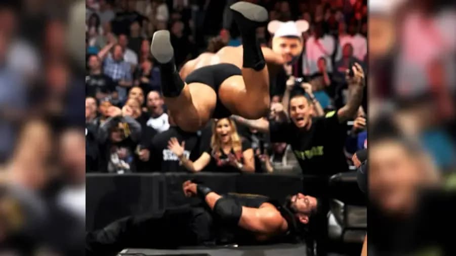 https://cultaholic.com/files/images/cfd1a63c1ddbf238ca0714f16d0b7c2b517619d7-royal-rumble-2016-rusev-roman-reigns.jpg