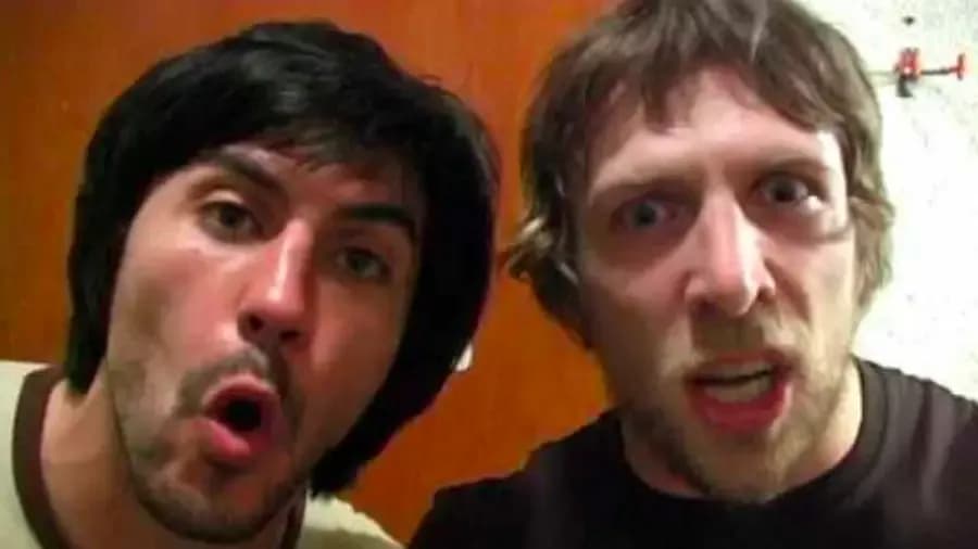 https://cultaholic.com/files/images/e64d12d9474dcaf4674cba698bbdd86e23e548fe-Paul-London-Bryan-Danielson.png