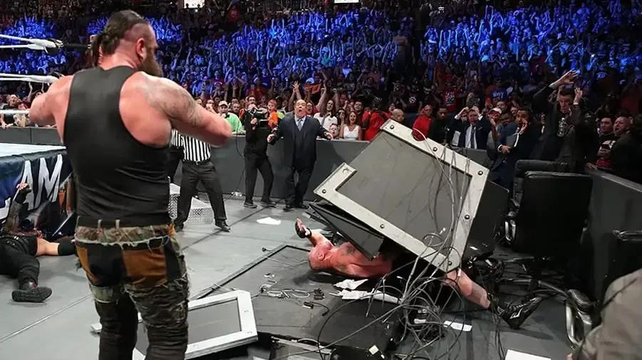 https://cultaholic.com/files/images/0f1f52560e022406455a3d3e633c3e9bb5f1defb-braun-strowman-brock-lesnar-summerslam-2017.jpg