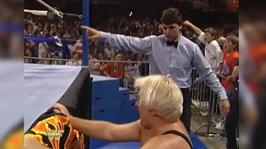 https://cultaholic.com/files/images/1c5de29c5733441ccc6b5fc10b41a08164ada4bc-shane-mcmahon-bobby-heenan-survivor-series-1989.jpg