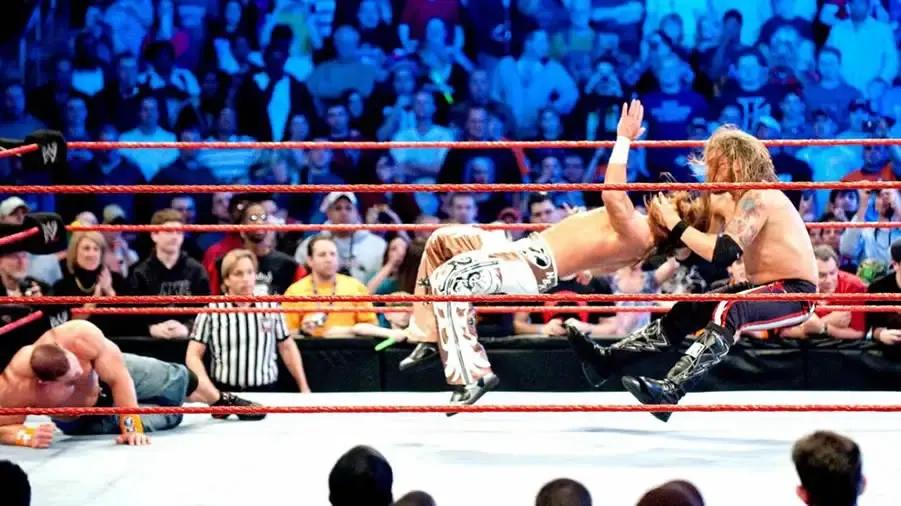 https://cultaholic.com/files/images/5b6fa60acd96d764428c995fa0b56614b5814390-edge-royal-rumble-2010-john-cena-shawn-michaels.jpg