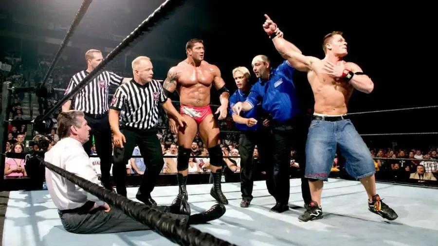 https://cultaholic.com/files/images/aef9872eb1be4f11ae4e84d10064176a2992fc98-Vince-McMahon-Batista-John-Cena-Royal-Rumble.jpg
