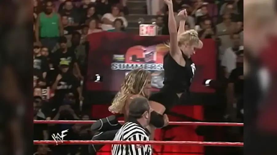 https://cultaholic.com/files/images/c900a73c89077d39f8fac74e382522bdef31b367-edge-sable-summerslam-1998.jpg