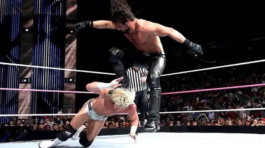 https://cultaholic.com/files/images/e3f1ab12bfef02dc6aa21939bd2487ebb23eacaf-curb-stomp-seth-rollins-dolph-ziggler.jpg